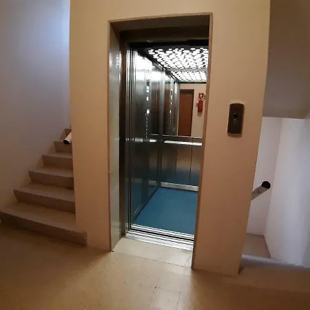 App4rent Saturno 4 - Family Apartment, Wifi, Parking Apartamento Lido di Jesolo