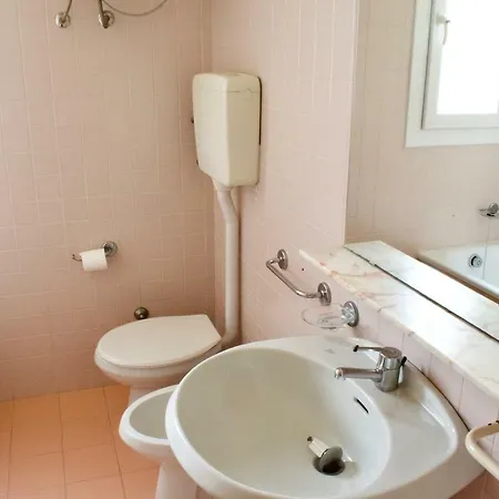 Apartamento App4rent Saturno 4 - Family Apartment, Wifi, Parking Lido di Jesolo