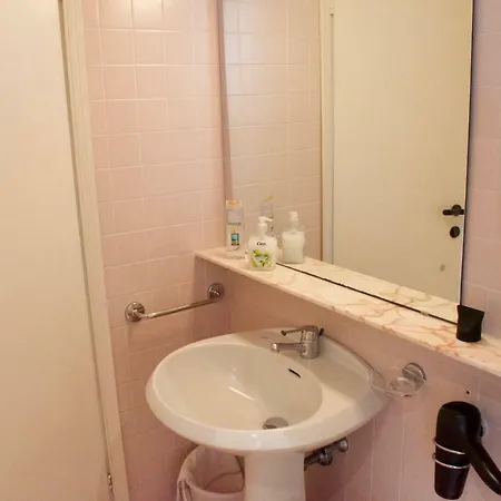 Apartamento App4rent Saturno 4 - Family Apartment, Wifi, Parking