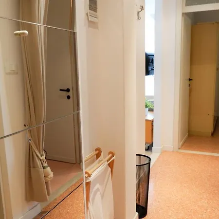 App4rent Saturno 4 - Family Apartment, Wifi, Parking Apartamento