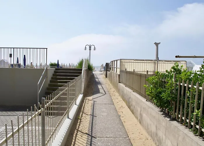 App4rent Saturno 4 - Family Apartment, Wifi, Parking Apartment