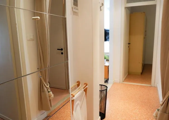 App4rent Saturno 4 - Family Apartment, Wifi, Parking Apartment