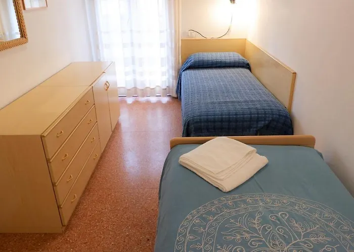 App4rent Saturno 4 - Family Apartment, Wifi, Parking Apartment *