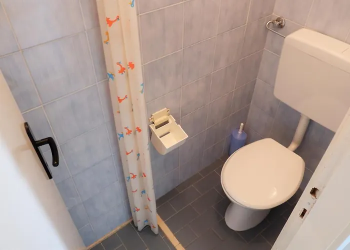 Apartment App4rent Saturno 4 - Family Apartment, Wifi, Parking