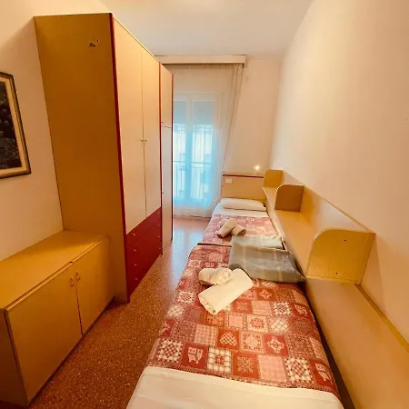 App4rent Saturno 4 - Family Apartment, Wifi, Parking Apartamento